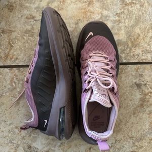 Nike Womens Air Max Axis AA2168-500 Purple Running Shoes Sneakers